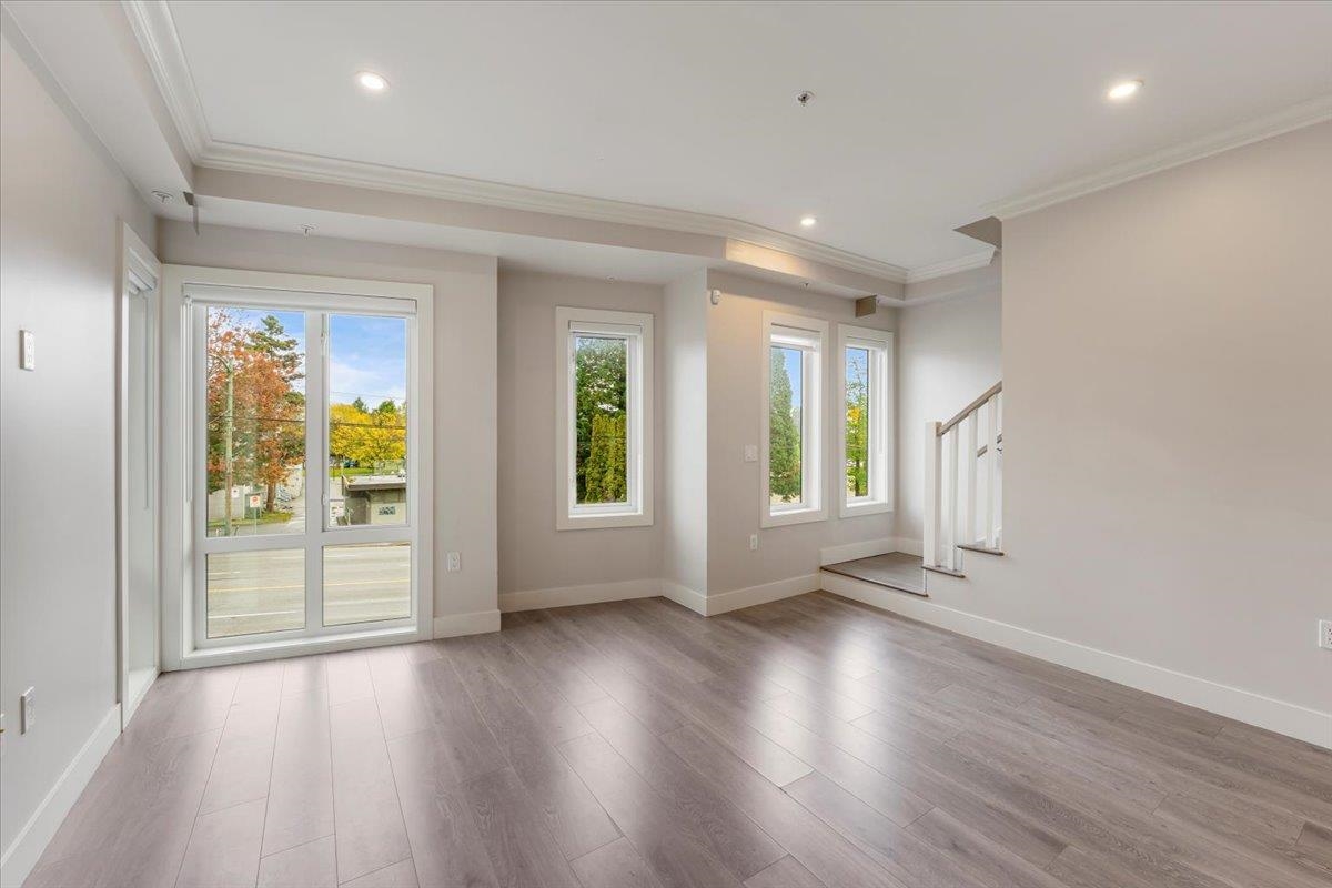 Primary Bedroom Photo of 7553 Oak Street, Vancouver, BC