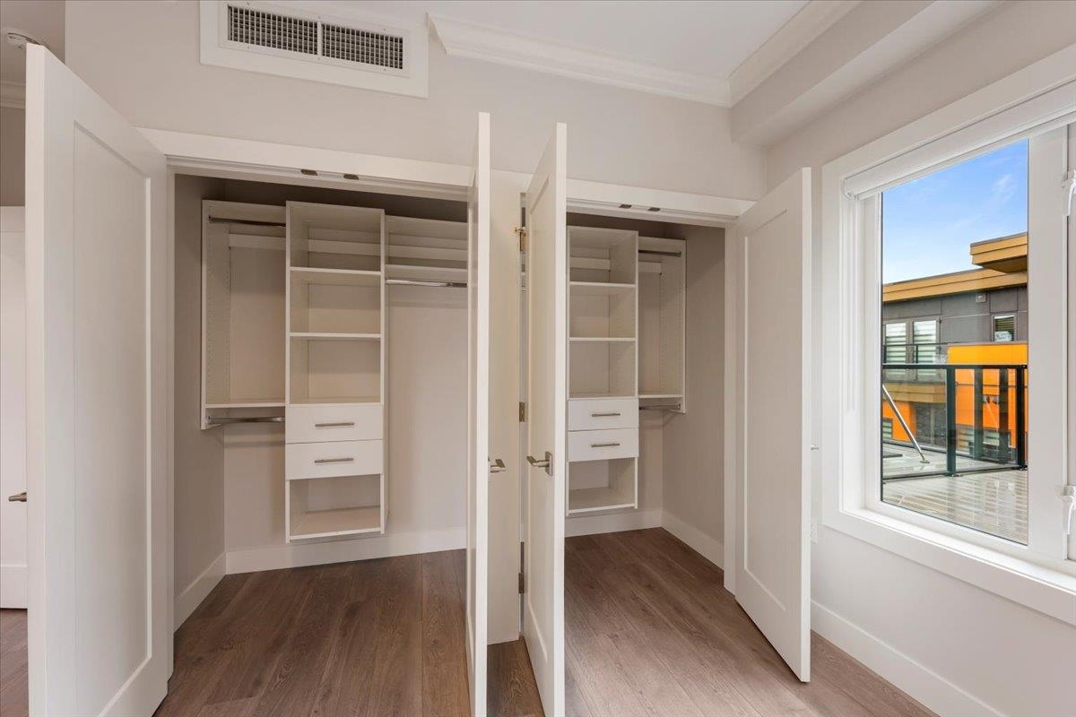 Staircase Photo of 7553 Oak Street, Vancouver, BC