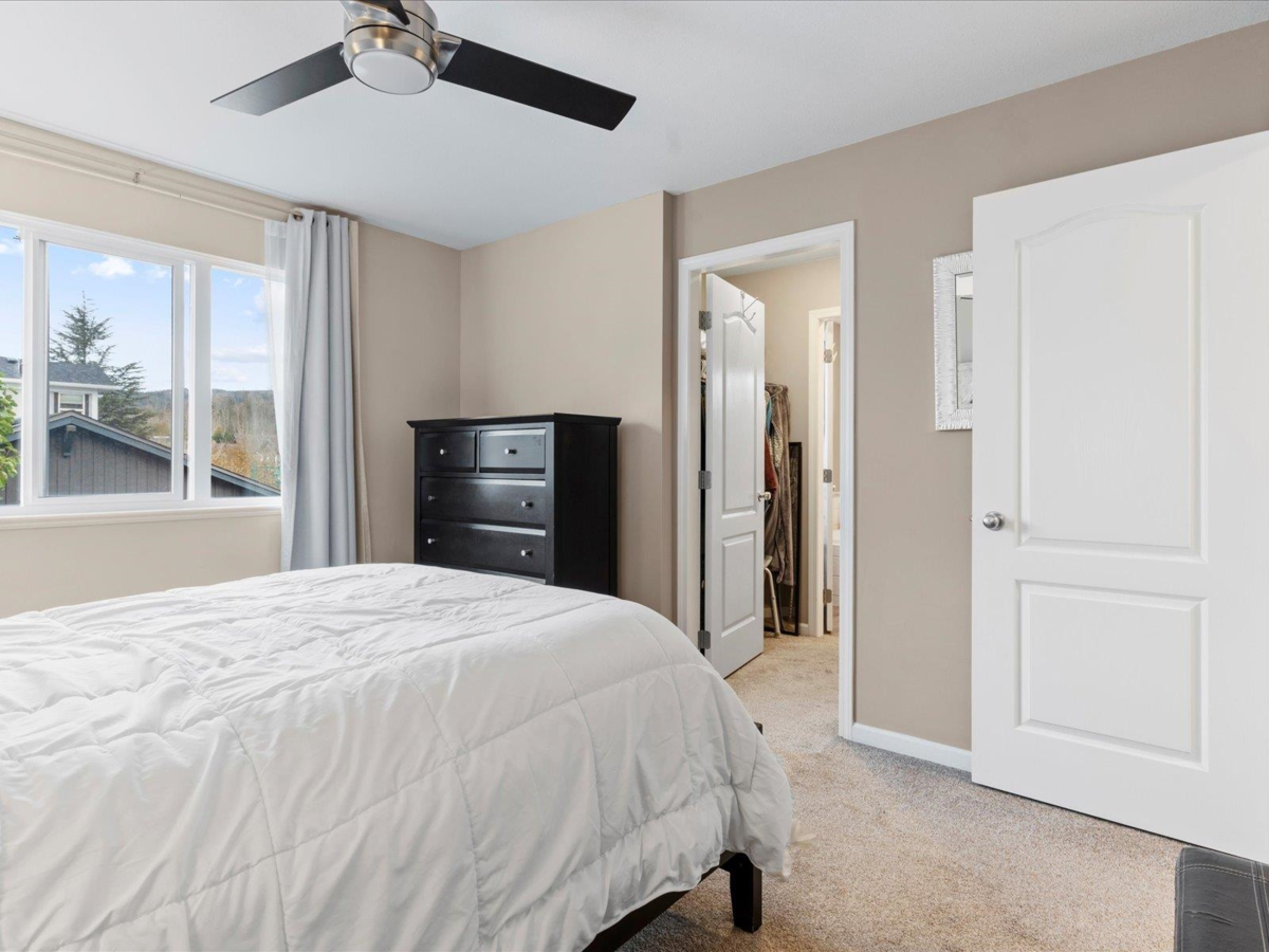 Breakfast Nook Photo of 4330 Bill Reid Terrace, Abbotsford, BC