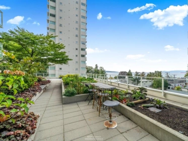 Hot Tub / Spa Photo of 905 1221 Bidwell Street, Vancouver, BC