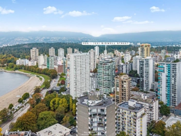 Outdoor Deck Photo of 905 1221 Bidwell Street, Vancouver, BC