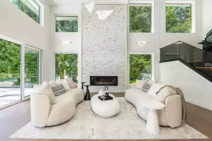 360 Southborough Drive, West Vancouver, BC, West Vancouver — Single Family Residence for sale