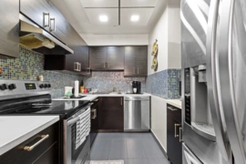 110 10662 151a Street, Surrey, BC