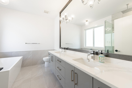 Hallway Photo of 16755 16a Avenue, Surrey, BC