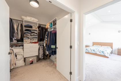 Laundry Room Photo of 16755 16a Avenue, Surrey, BC