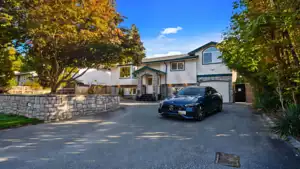 21124 Glenwood Avenue, Maple Ridge, BC