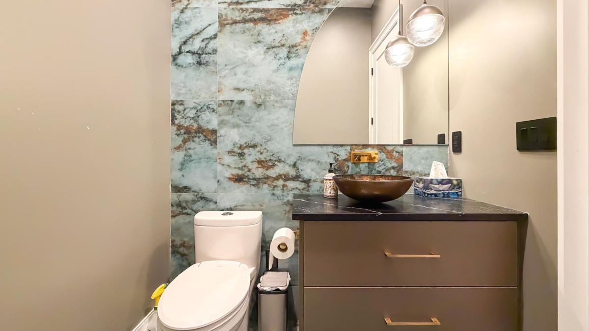 Backyard Photo of 5302 Springdale Court, Burnaby, BC