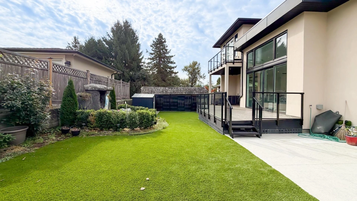 Neighborhood Park Photo Near 5302 Springdale Court, Burnaby, BC