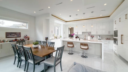 5302 Springdale Court, Burnaby, BC