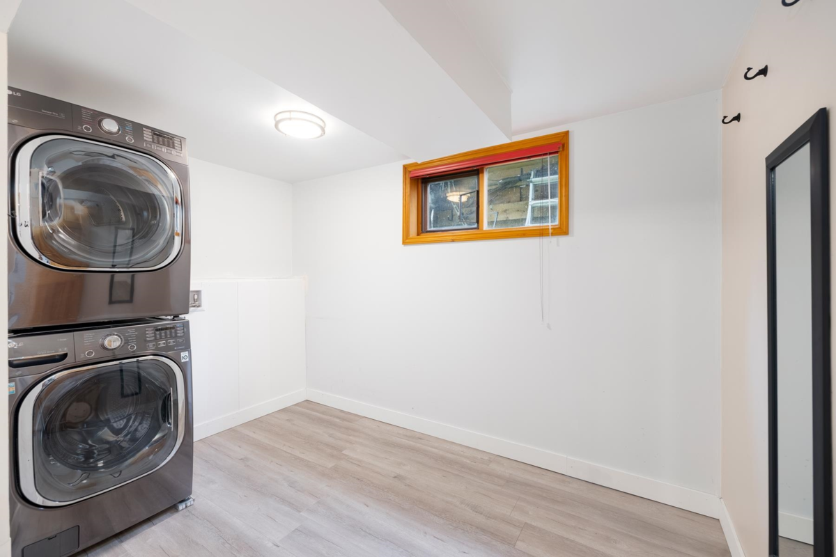 Staircase Photo of 1561 Merlynn Crescent, North Vancouver, BC