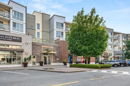 209 15735 Croydon Drive, Surrey, BC, Surrey — Apartment/Condo for sale
