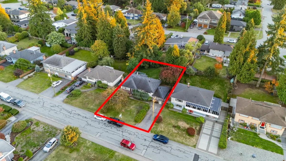 Dining Area Photo of 1750 Regan Avenue, Coquitlam, BC