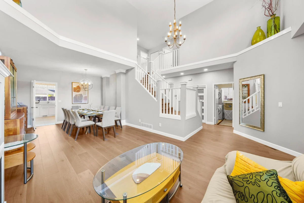 Kitchen Island Photo of 1220 Yangtze Place, Port Coquitlam, BC