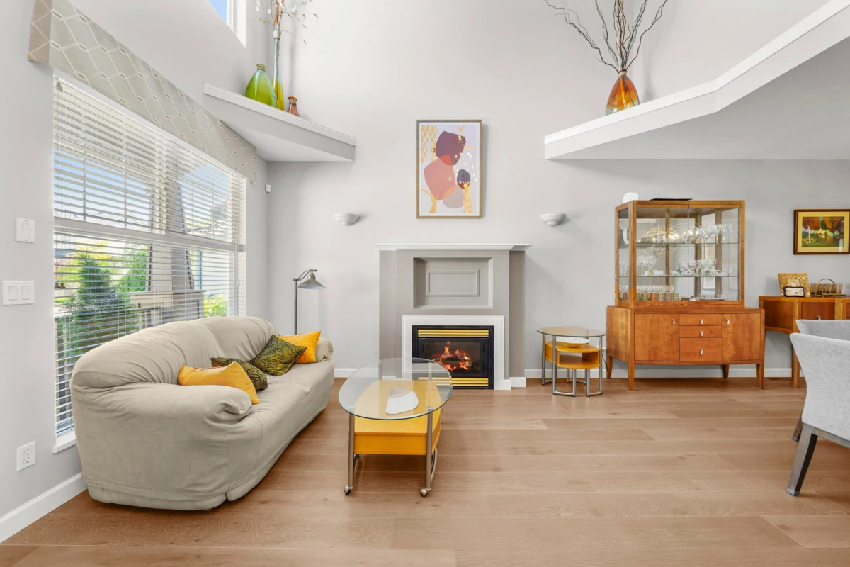 Kitchen Photo of 1220 Yangtze Place, Port Coquitlam, BC