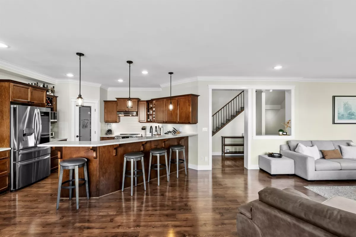 Breakfast Nook Photo of 19095 68a Avenue, Surrey, BC