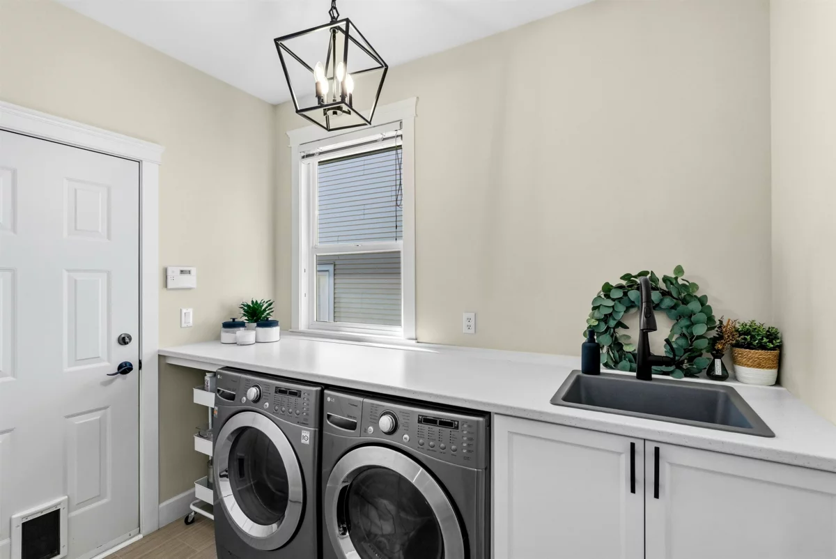 Office / Den Photo of 19095 68a Avenue, Surrey, BC