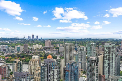 Outdoor Deck Photo of 4303 938 Nelson Street, Vancouver, BC