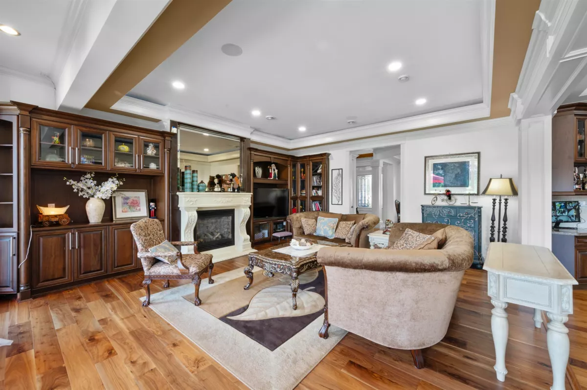 Dining Area Photo of 16418 36a Avenue, Surrey, BC