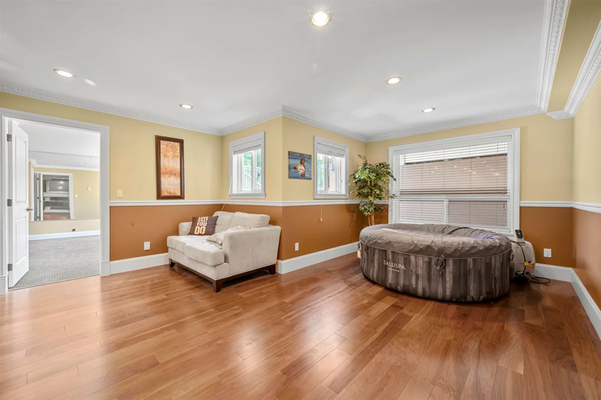 Garage Interior Photo of 16418 36a Avenue, Surrey, BC