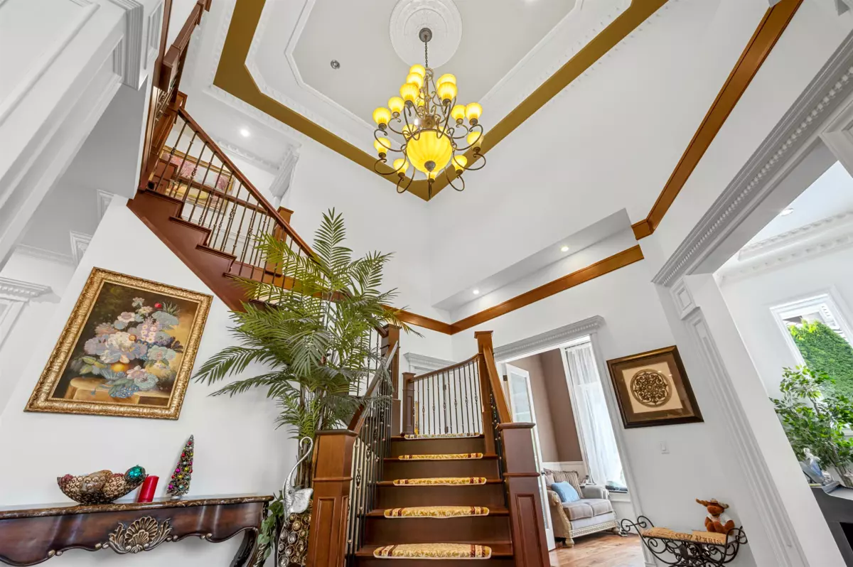 Primary Bedroom Photo of 16418 36a Avenue, Surrey, BC