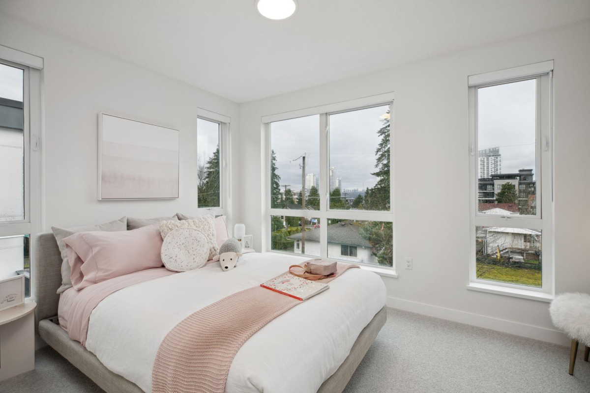 Walk-In Closet Photo of 201 715 Ducklow Street, Coquitlam, BC