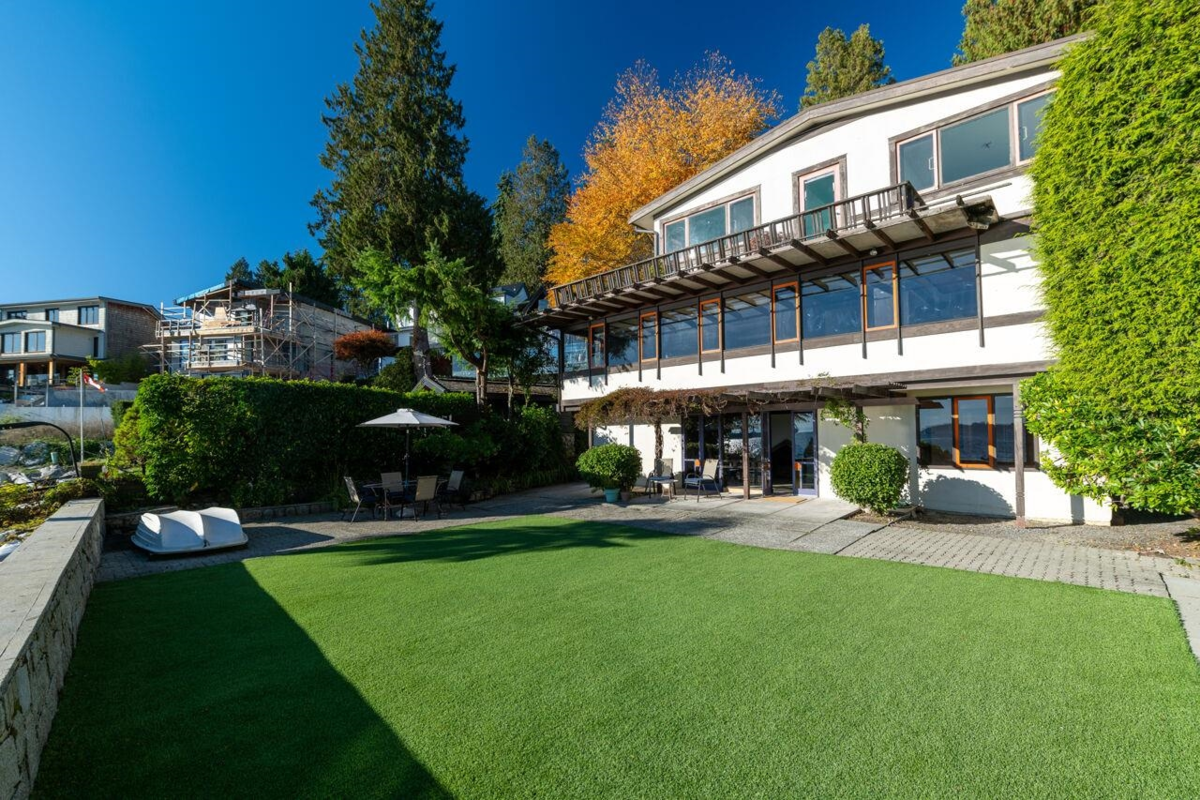 Pantry Photo of 3248 Marine Drive, West Vancouver, BC