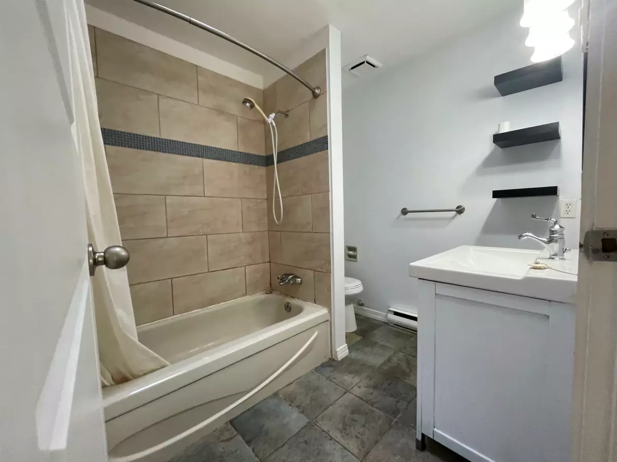 Bedroom 3 Photo of 10471 Steveston Highway, Richmond, BC