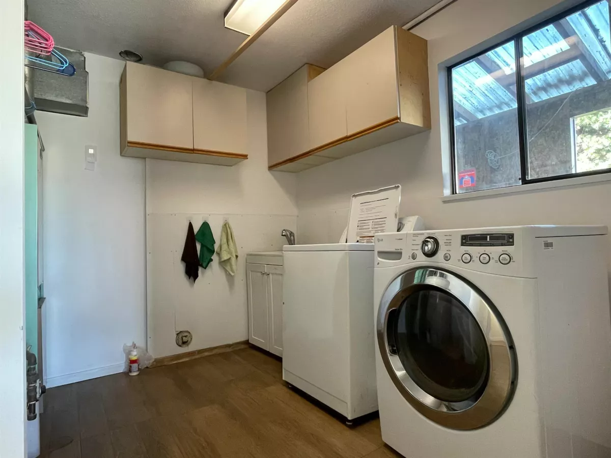Kitchen Photo of 10471 Steveston Highway, Richmond, BC