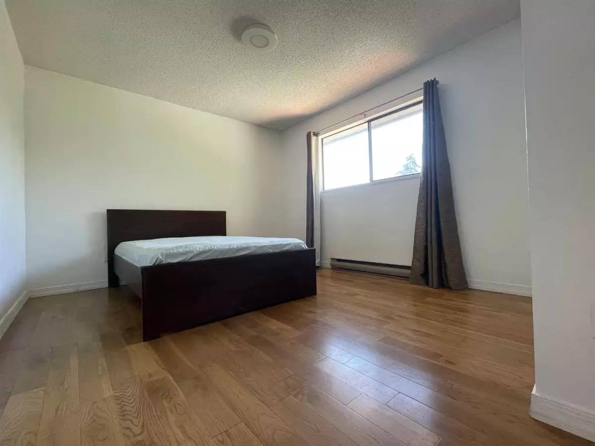 Laundry Room Photo of 10471 Steveston Highway, Richmond, BC