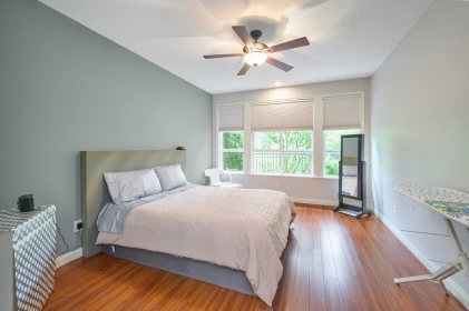 Bedroom 4 Photo of 1 6105 River Road, Delta, BC