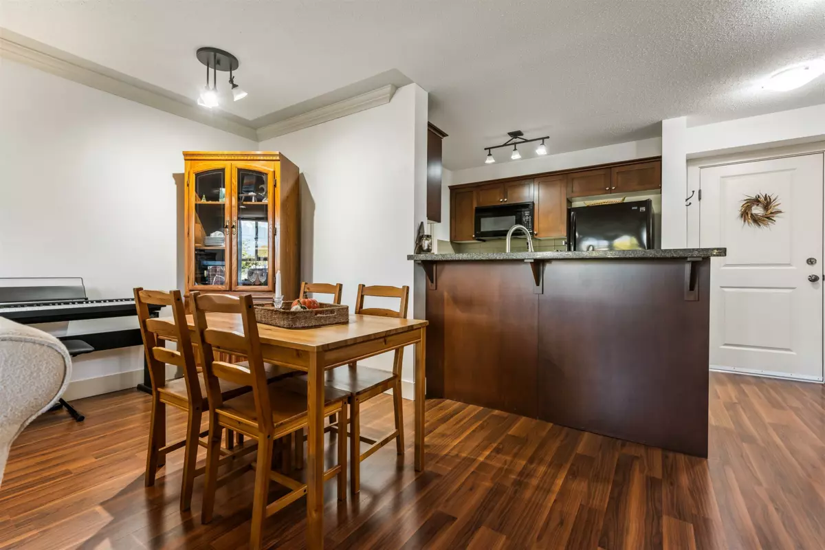 Primary Bedroom Photo of 310 9000 Birch Street, Chilliwack, BC