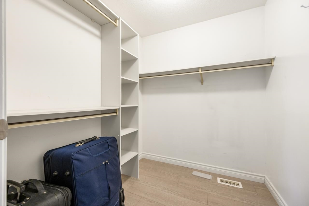 Breakfast Nook Photo of 2984 Lotus Court, Coquitlam, BC