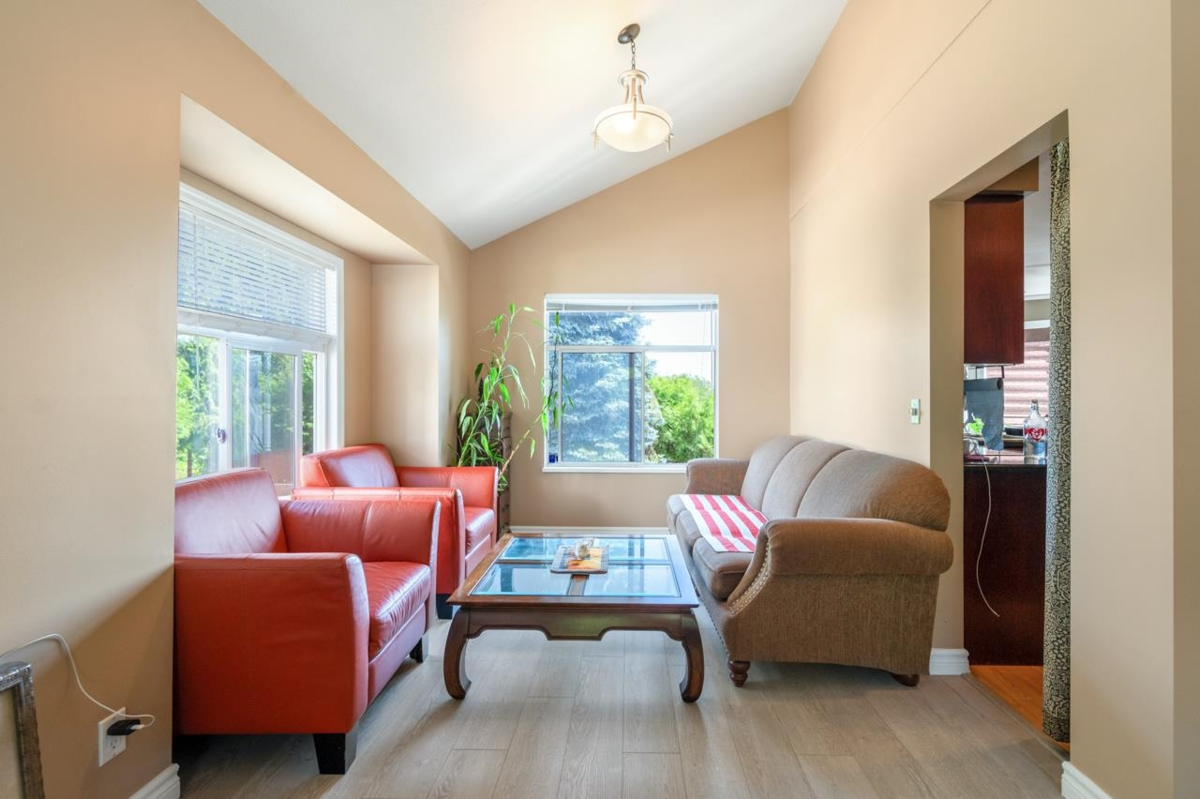 Dining Area Photo of 2984 Lotus Court, Coquitlam, BC