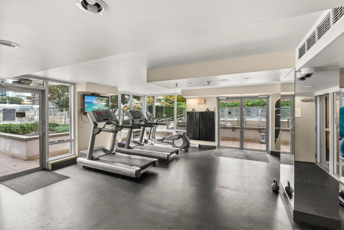 Garage Interior Photo of 907 565 Smithe Street, Vancouver, BC