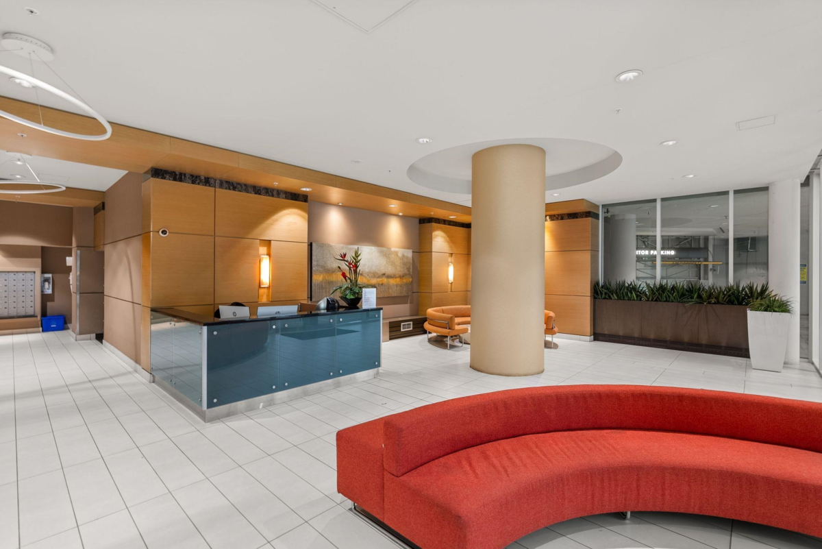 Staircase Photo of 907 565 Smithe Street, Vancouver, BC