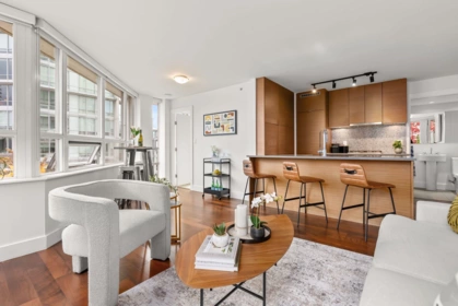 907 565 Smithe Street, Vancouver, BC, Vancouver — Apartment/Condo for sale