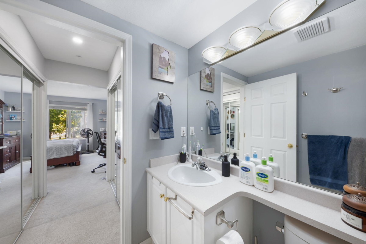 Primary Bedroom Photo of 215 12125 75a Avenue, Surrey, BC