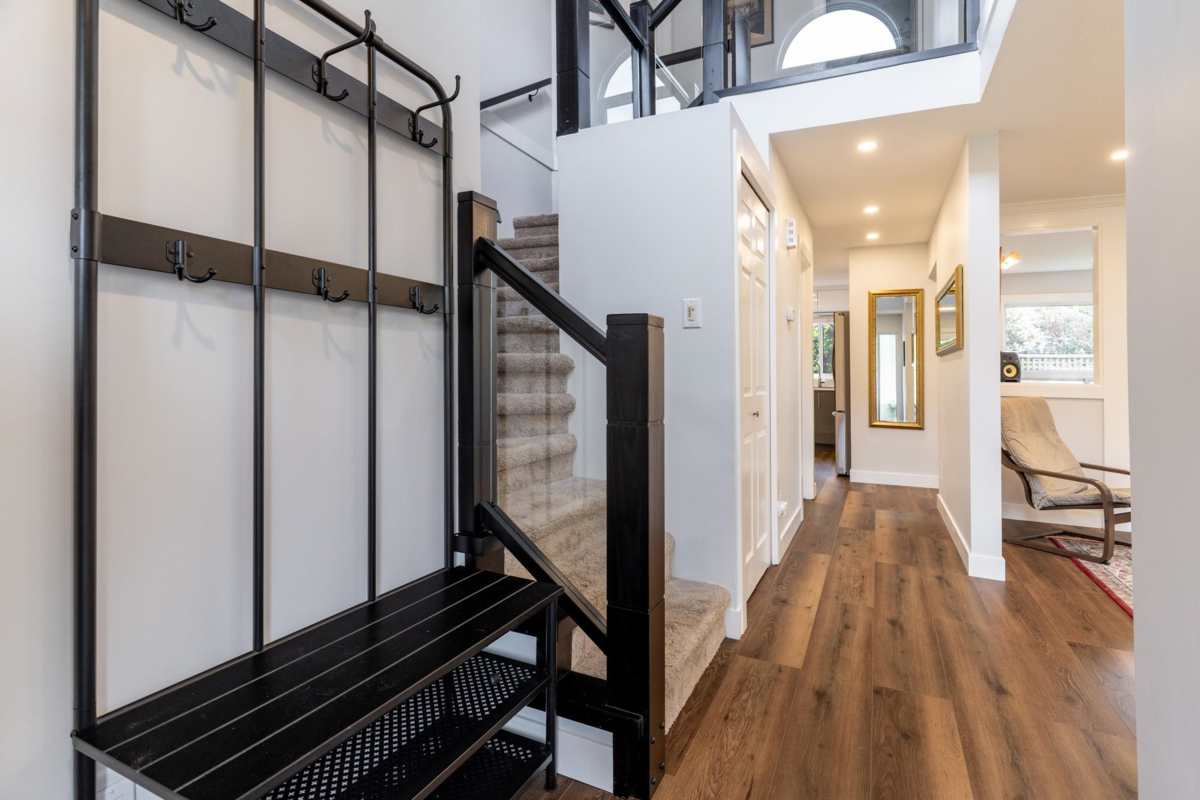 Family Room Photo of 4734 Cedar Tree Lane, Ladner, BC