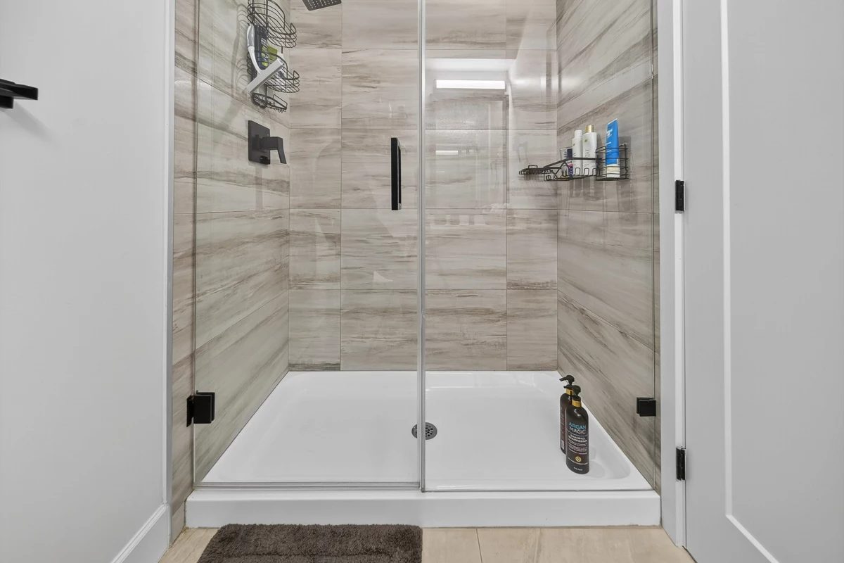 Entry Foyer Photo of 16 5476 Brydon Crescent, Langley, BC