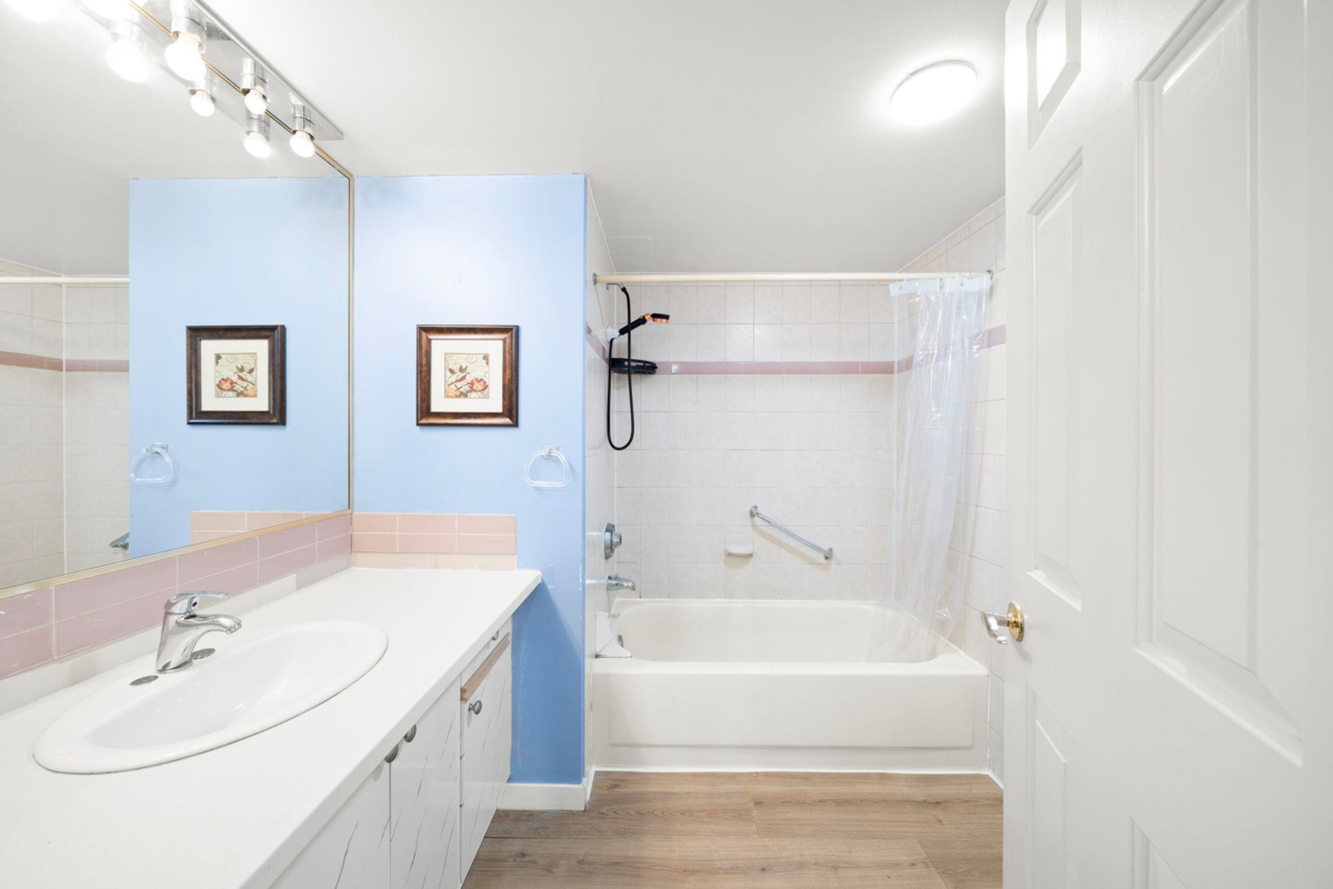 Guest Bathroom Photo of 235 7451 Moffatt Road, Richmond, BC