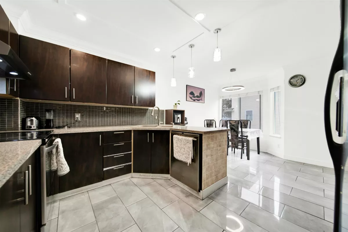 Bedroom 3 Photo of 44 8280 121a Street, Surrey, BC