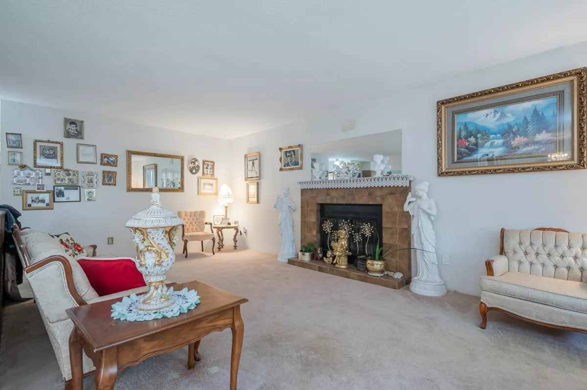 Bedroom 3 Photo of 4820 200 Street, Langley, BC