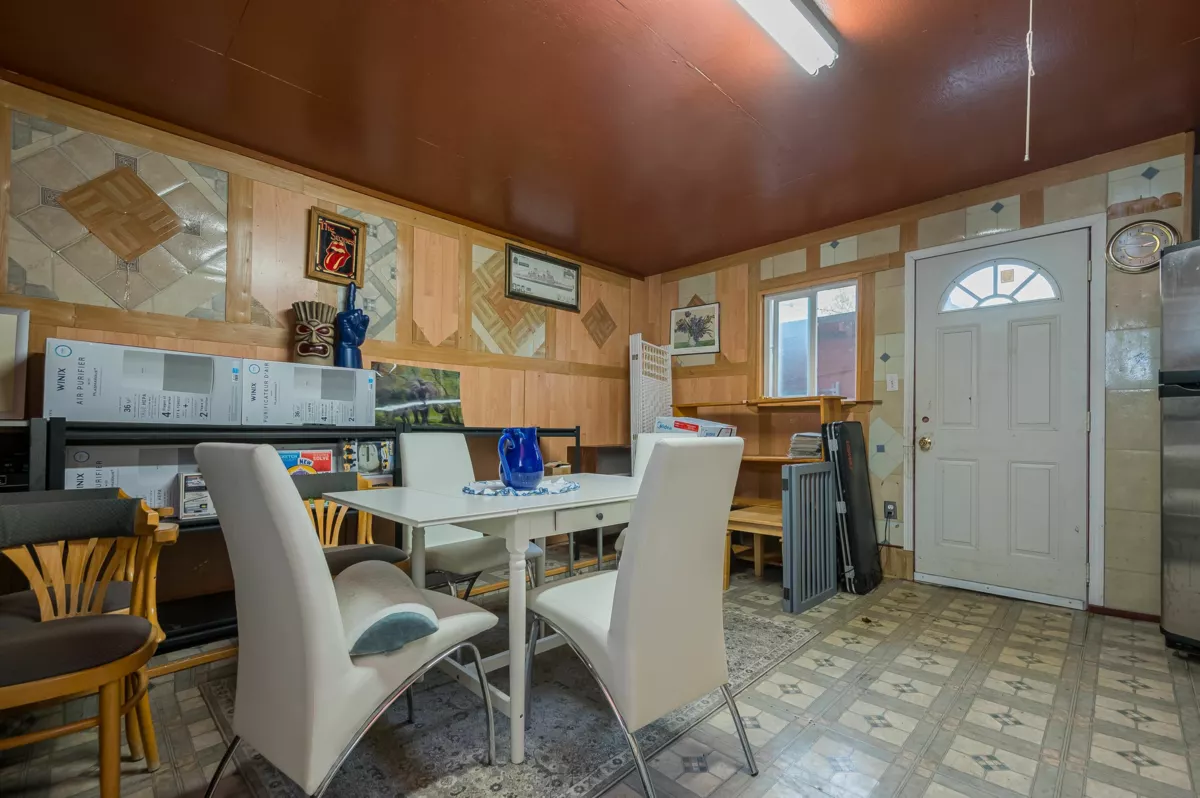 Hot Tub / Spa Photo of 4820 200 Street, Langley, BC