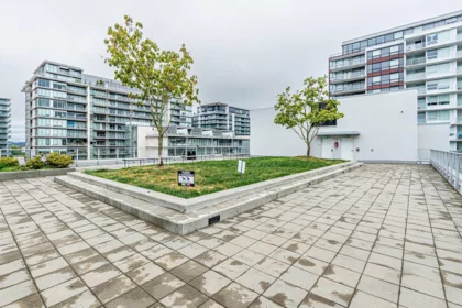 Garden / Landscaping Photo of 516 5508 Hollybridge Way, Richmond, BC
