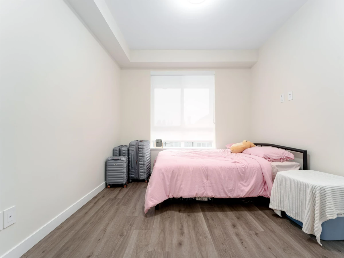 Laundry Room Photo of 419 8117 200a Street, Langley, BC