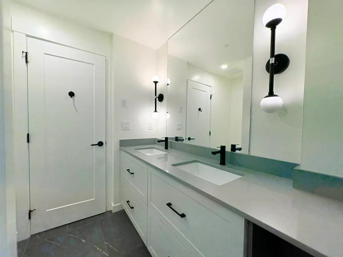 Guest Bathroom Photo of 203 27215 Aldergrove Town Centre Drive, Langley, BC