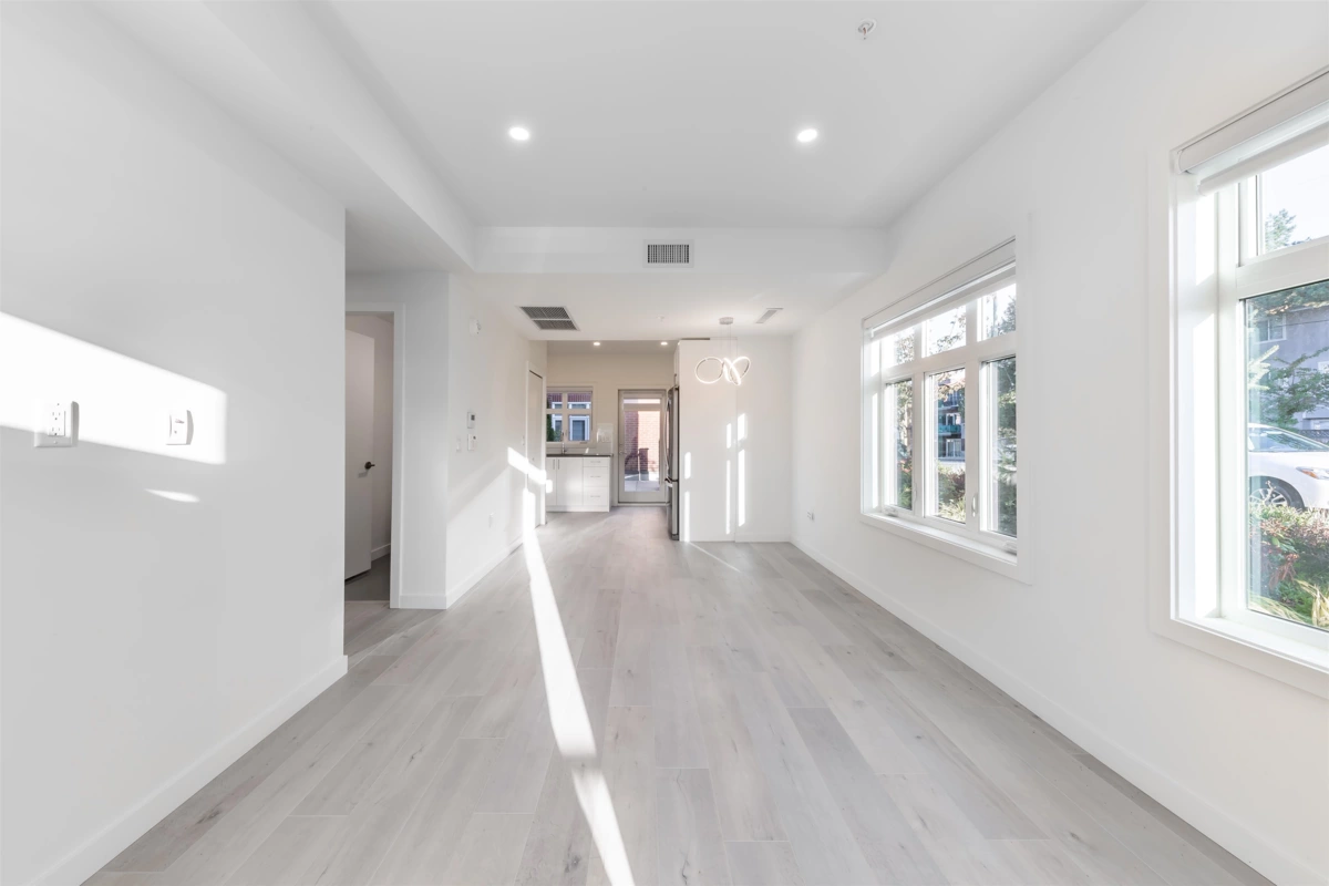 Guest Bathroom Photo of 7 6988 Griffiths Avenue, Burnaby, BC