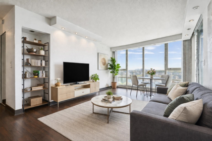 2201 1408 Strathmore Mews, Vancouver, BC