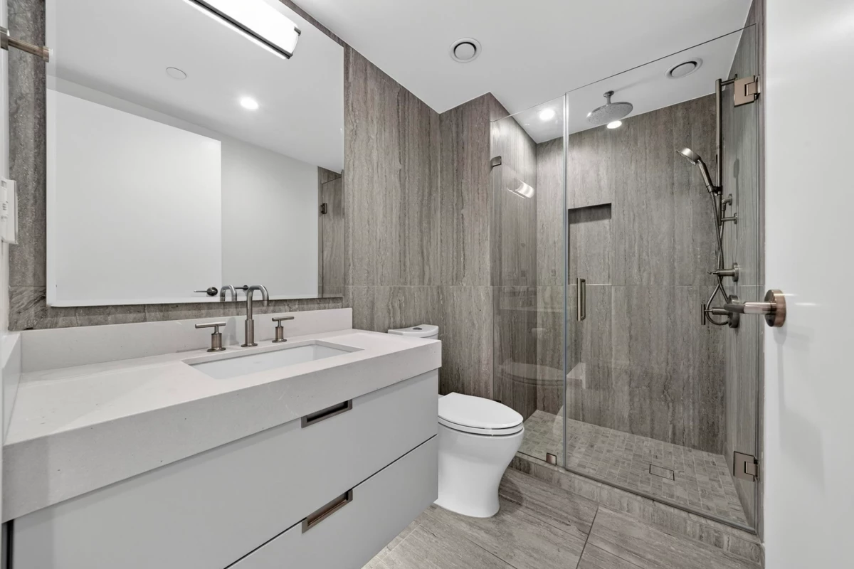 Hallway Photo of 2403 1335 Howe Street, Vancouver, BC