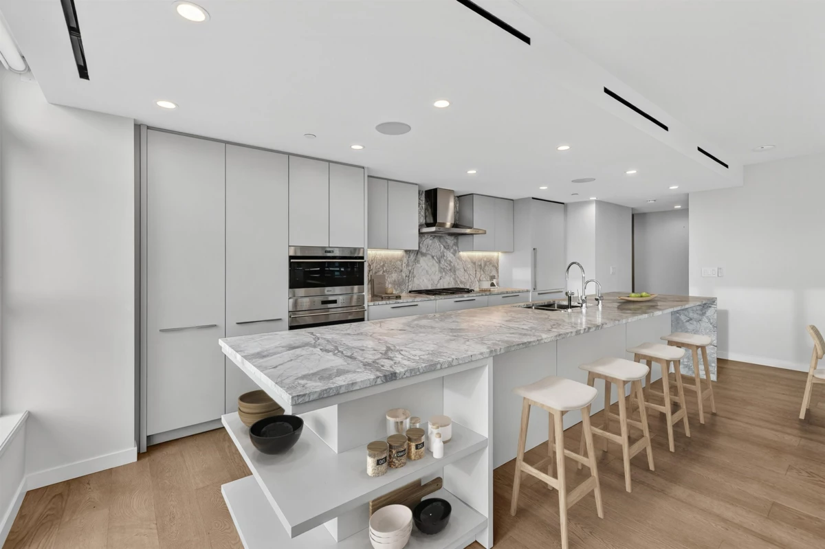 Kitchen Photo of 2403 1335 Howe Street, Vancouver, BC